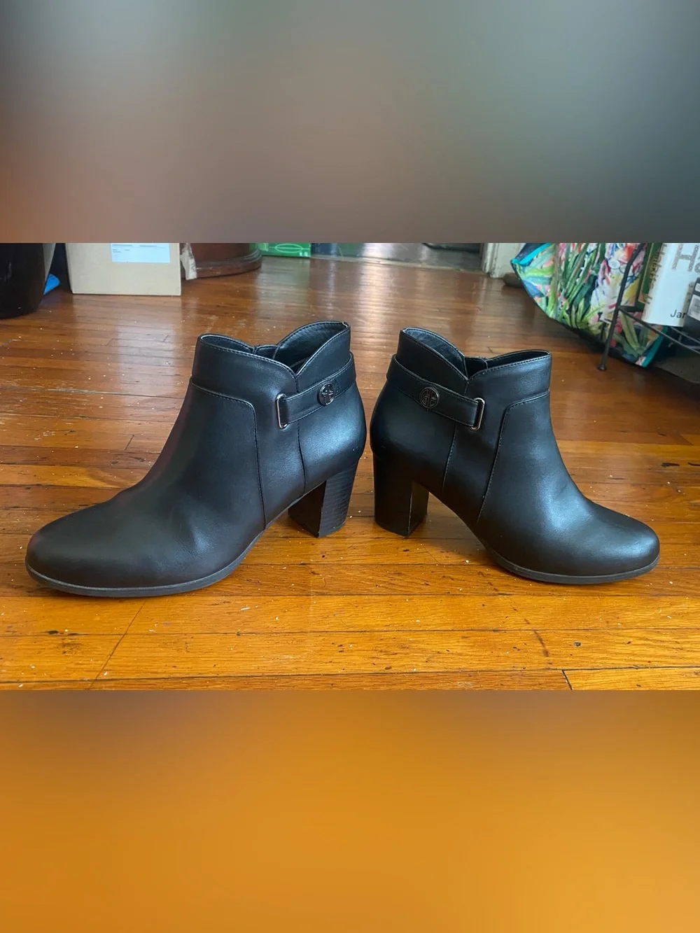 Giani Bernini Y2K Heeled Leather Booties